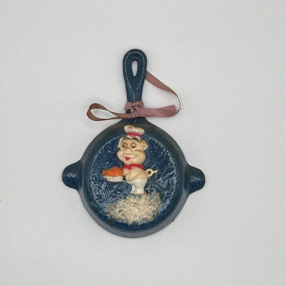 Vintage HOLT Painted Blue Mini Cast Iron Skillet Fry Pan Decorative Pig Ribbon - Picture 1 of 6